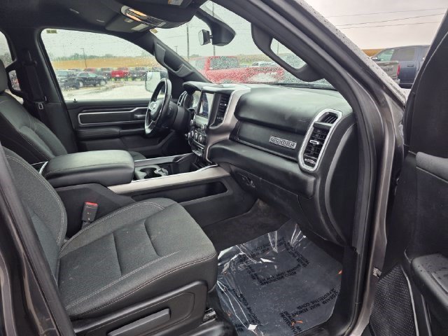Certified Used 2020 Granite Crystal Metallic Clearcoat Ram Big Horn image 15