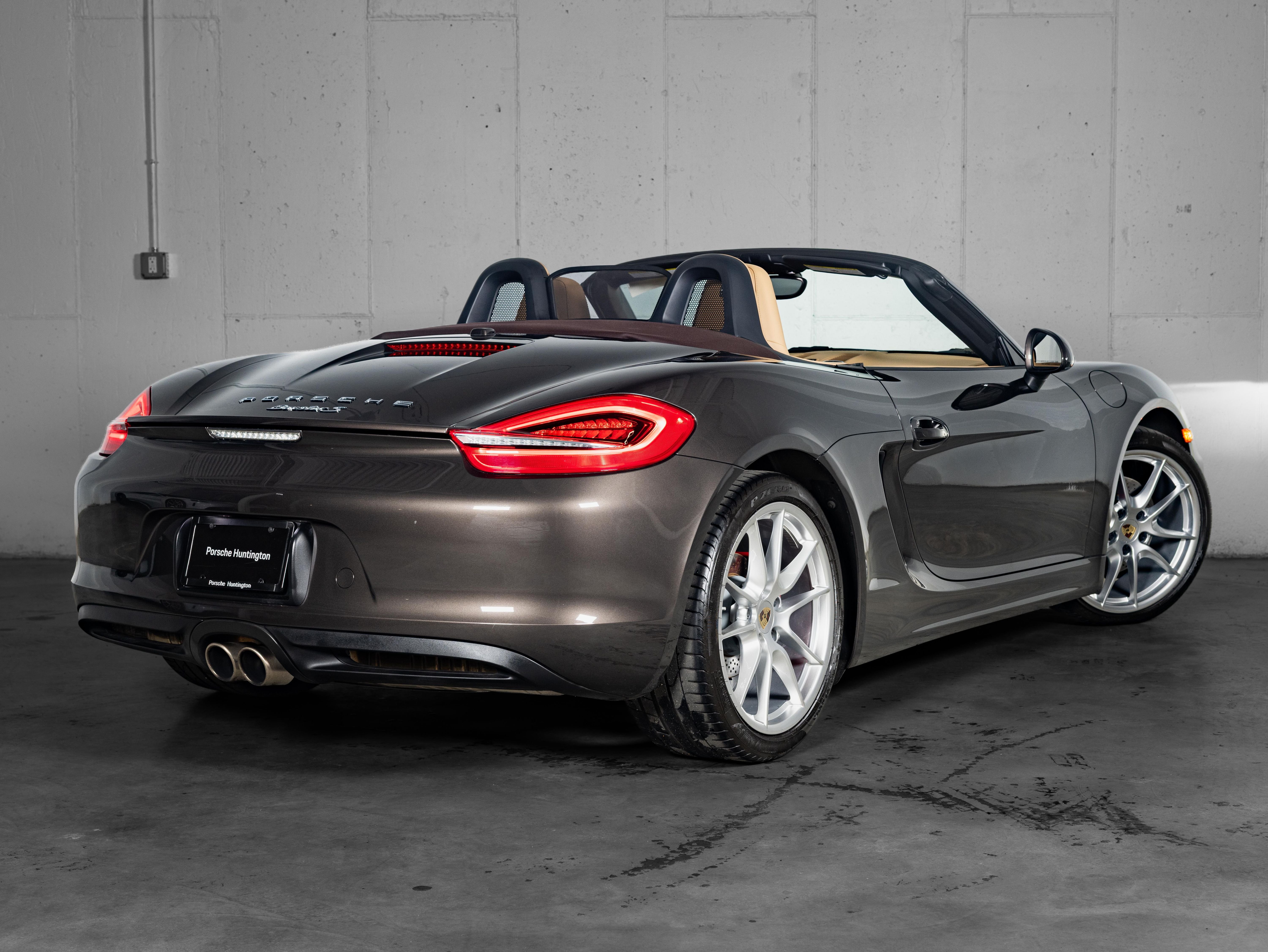 Used 2013 Brown Porsche S image 12