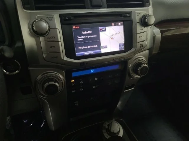 Used 2016 Blizzard Pearl Toyota Limited image 32