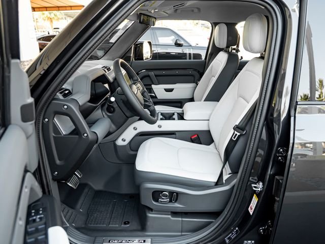 New 2026 Carpathian Grey Land Rover X image 15
