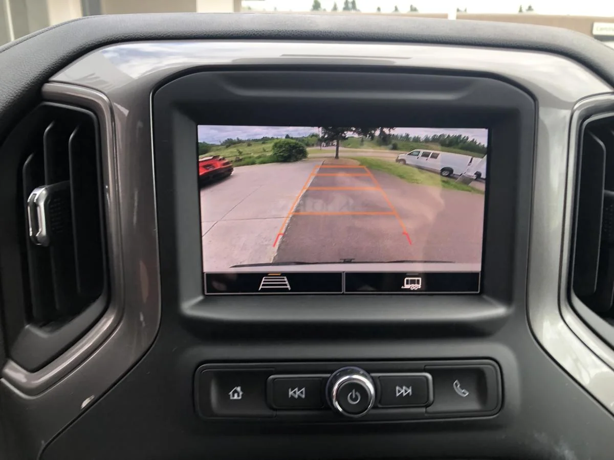 New 2026 White Chevrolet 4wd Crew Cab 147 image 15