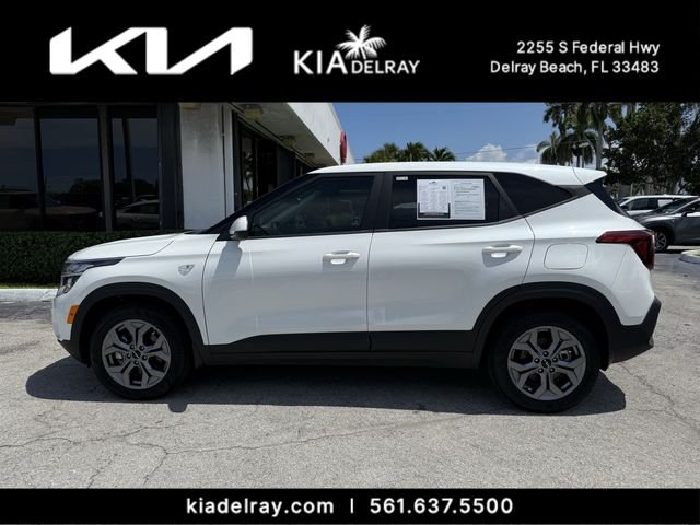 Certified Used 2025 White Kia LX image 5
