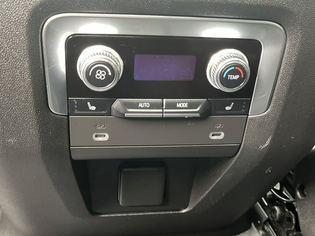 Used 2022 Summit White GMC SLT image 13