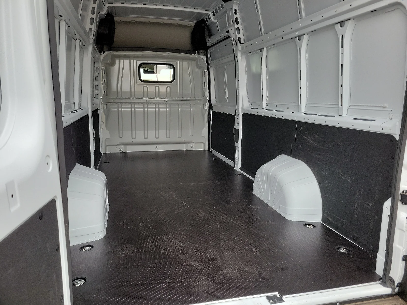 New 2025 Bright White Ram PROMASTER 3500 SLT CARGO VAN SUPER HIGH ROOF 159