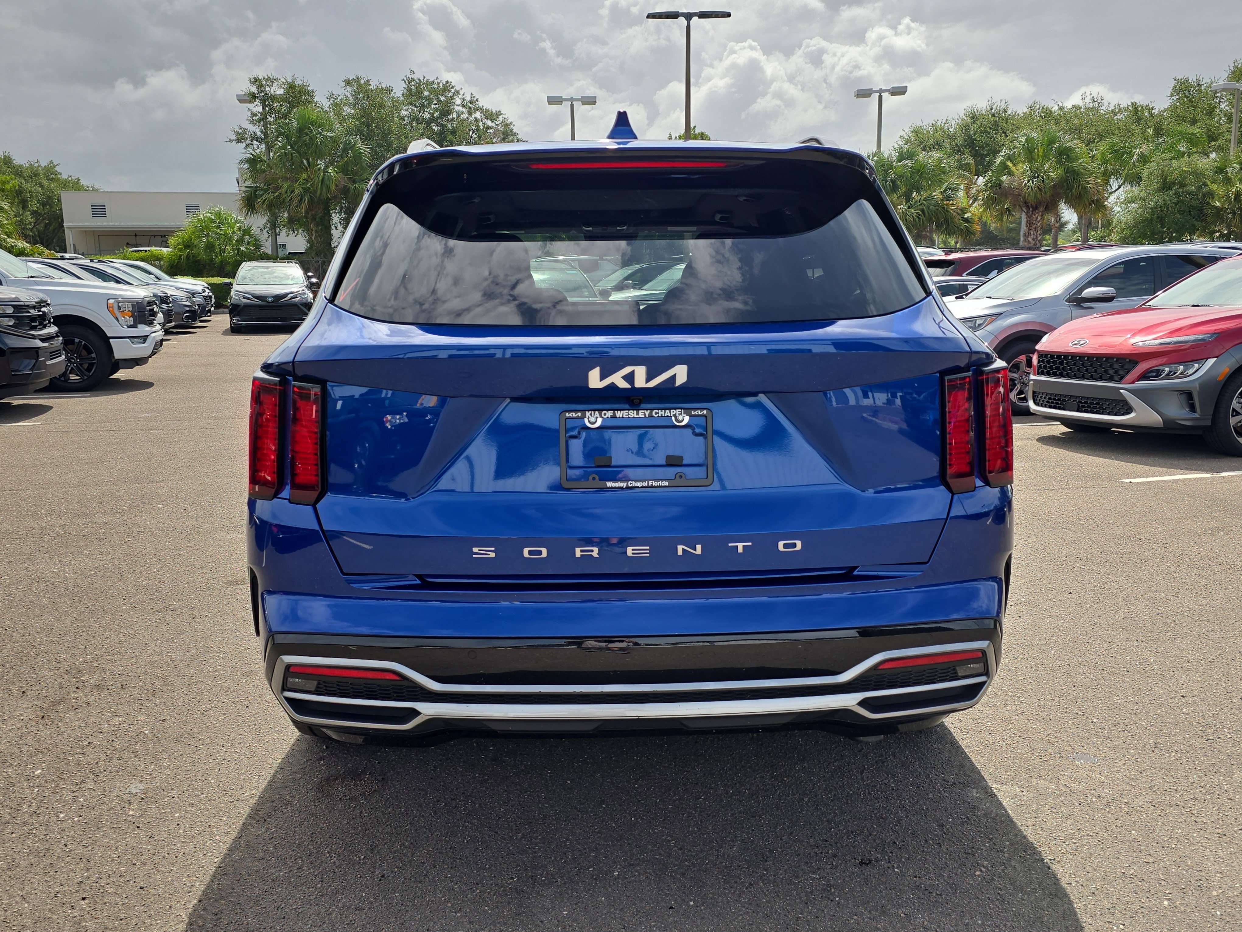 Certified Used 2022 Sapphire Blue Kia EX image 7