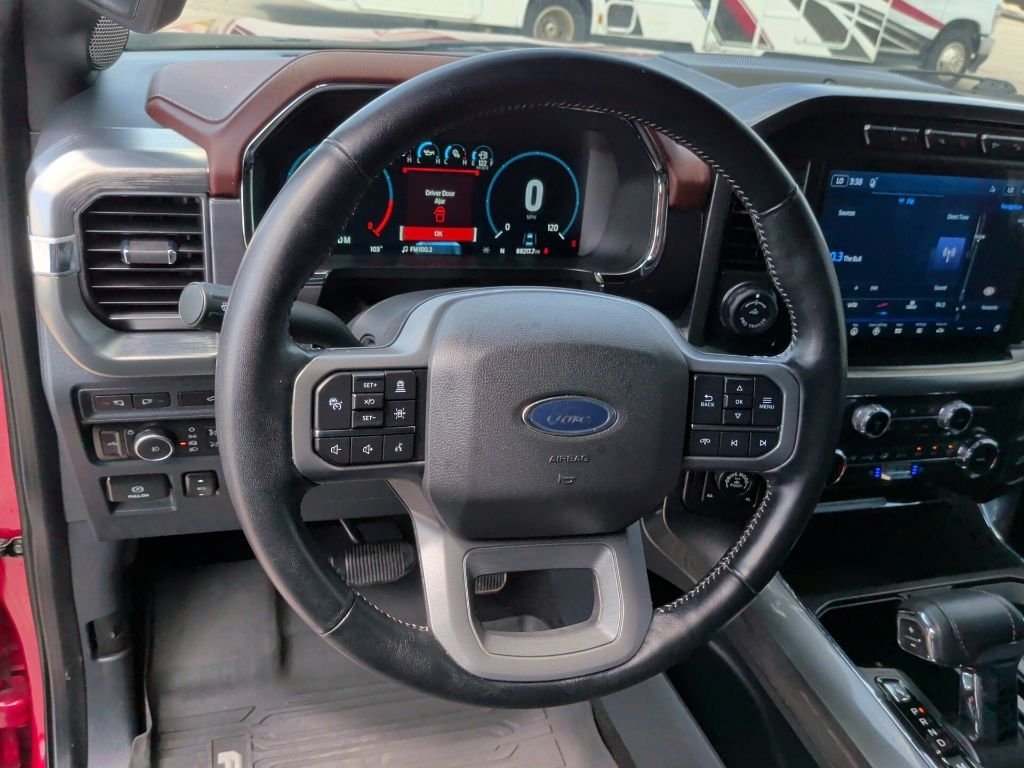 Used 2022 Rapid Red Metallic Tinted Clearcoat Ford Lariat image 18