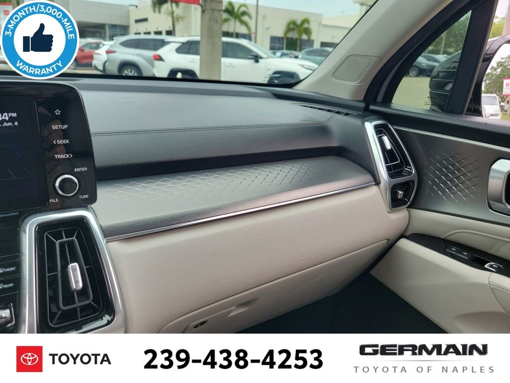 Used 2022 Gray Kia SX image 35