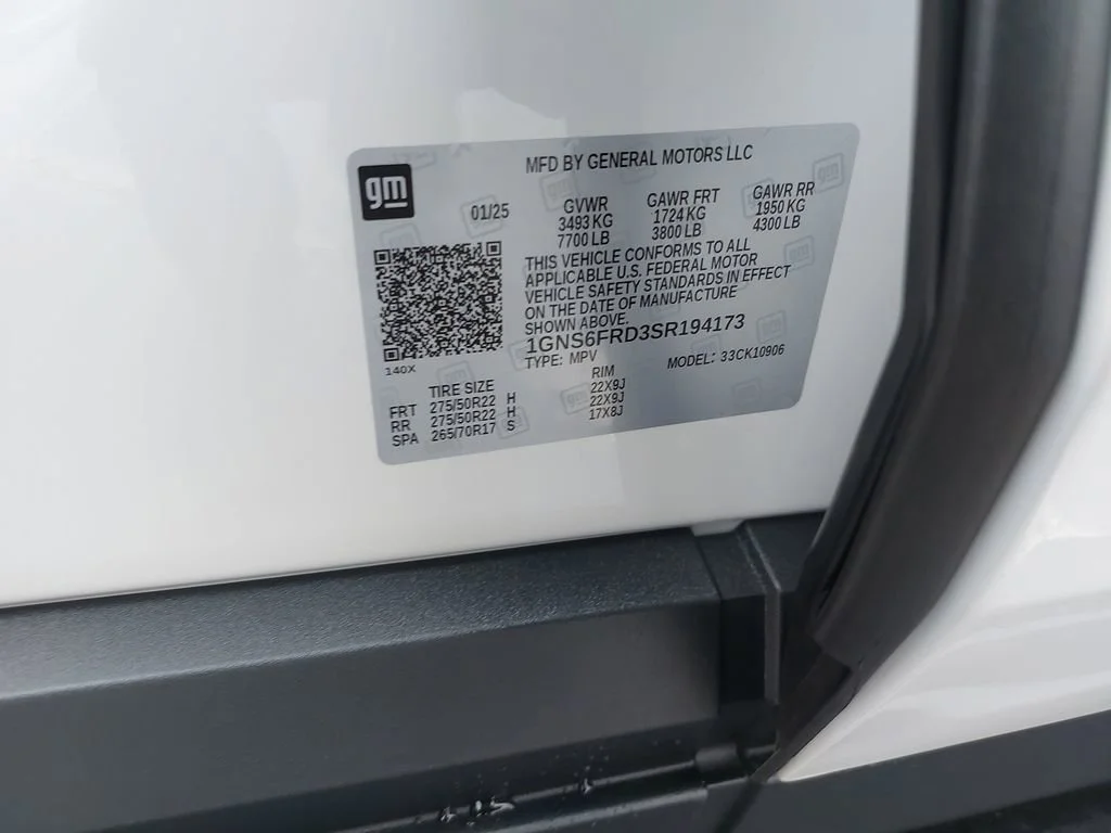 2025 Chevrolet Suburban Premier - Photo 32