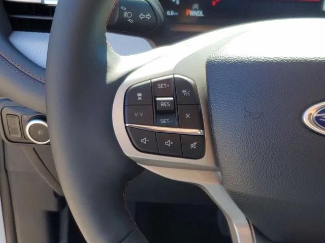 New 2026 Space White Metallic Ford Active image 23
