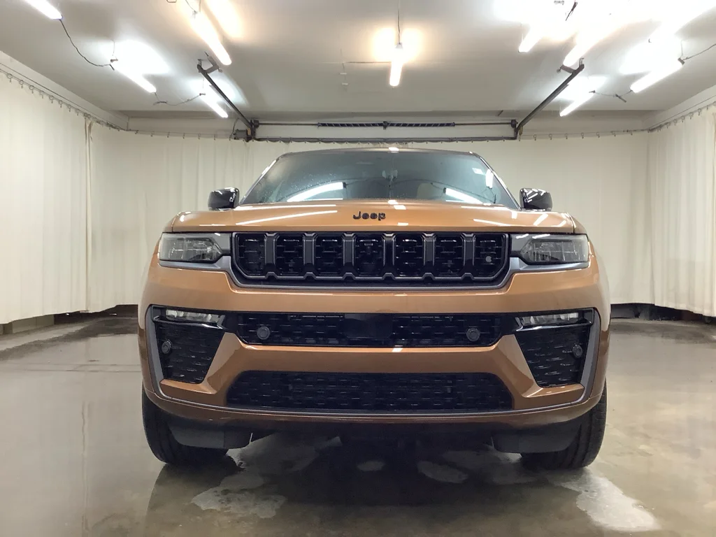 New 2026 Copper Shino Metallic Clear-Coat Exterior Paint Jeep Summit image 11