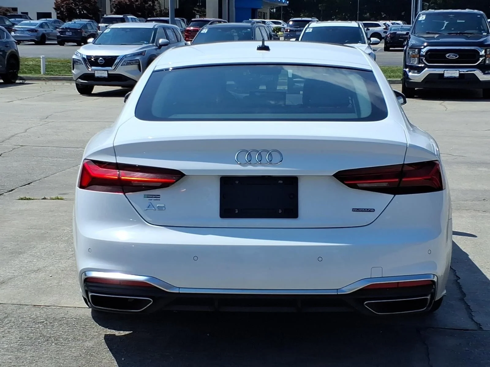 Used 2024  Audi S line Premium Plus image 8