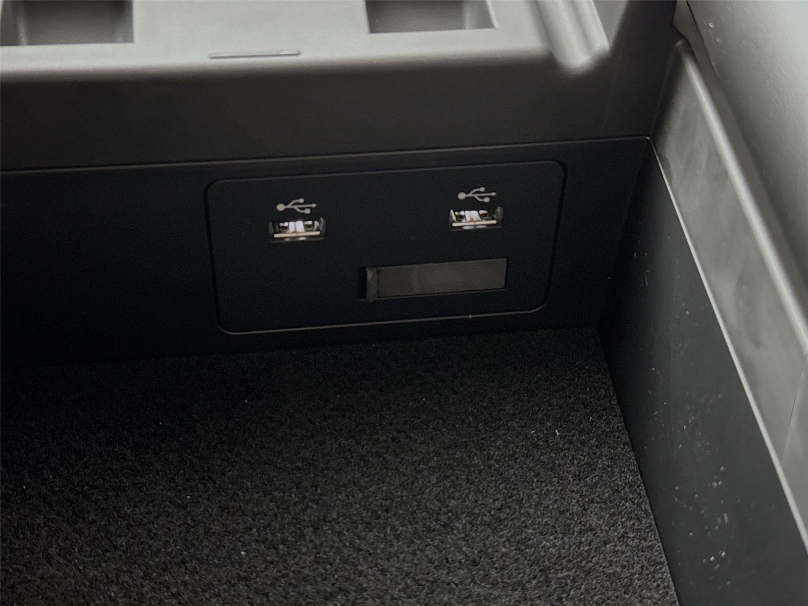 2025 Mazda CX-90 Select Package - Photo 35