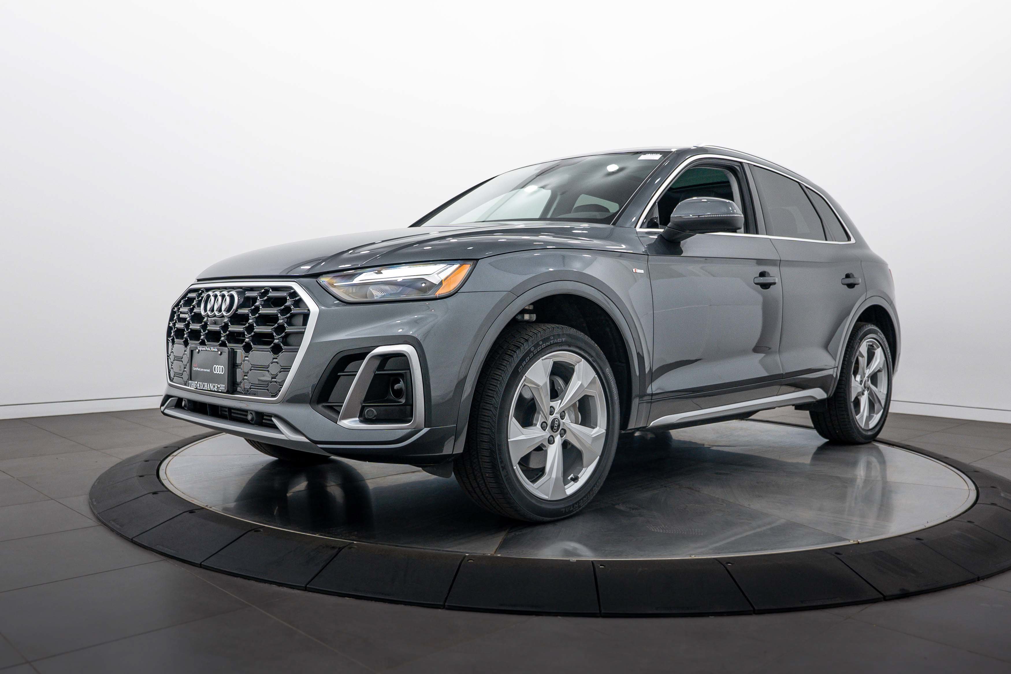 Certified Used 2023 Daytona Gray Pearl Effect Audi S line Premium Plus image 7