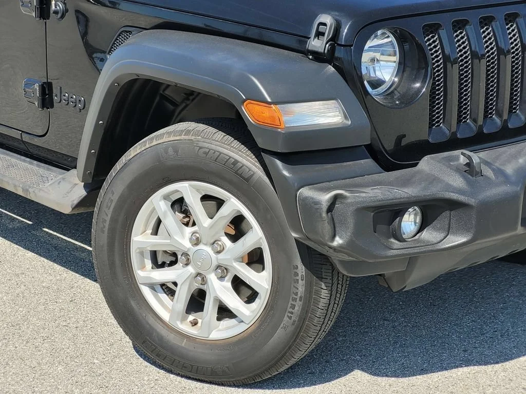 2023 Jeep Wrangler 4-Door Sport S - Photo 9