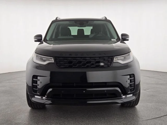 Certified Used 2025 Black Land Rover Dynamic SE image 8