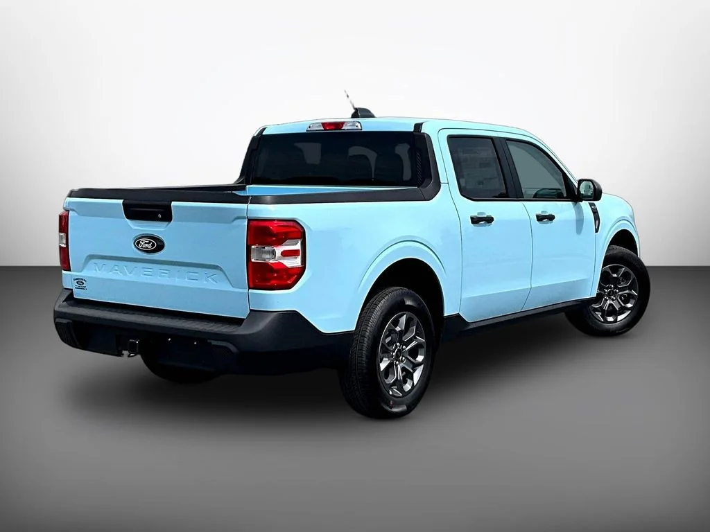 New 2026 Light Blue Ford XLT image 15