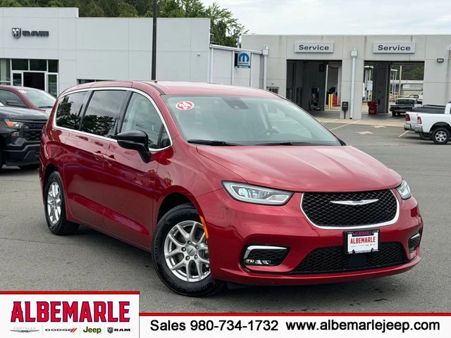 2024 Chrysler Pacifica Touring L