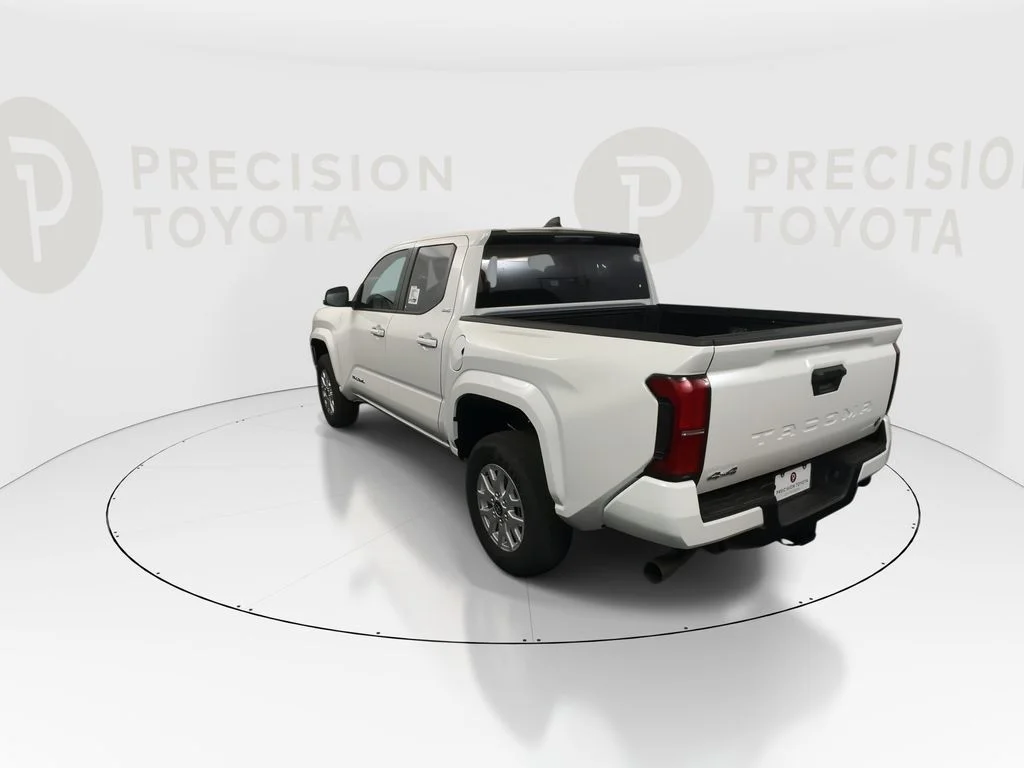 New 2026 Ice Cap Toyota SR5 image 14