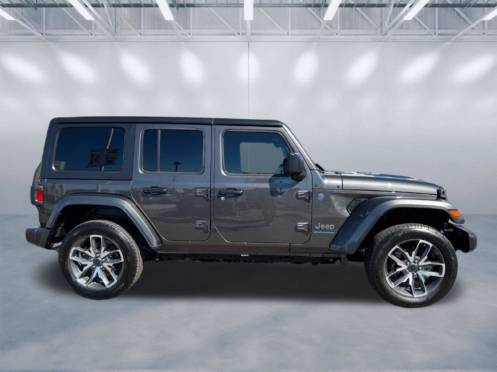 Used 2024 Gray Jeep Sport S 4xe image 3