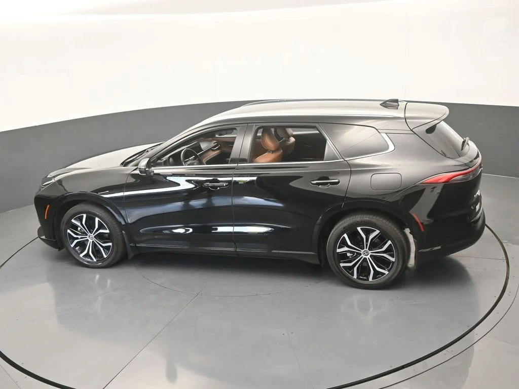 Used 2025 Black Toyota XLE image 55