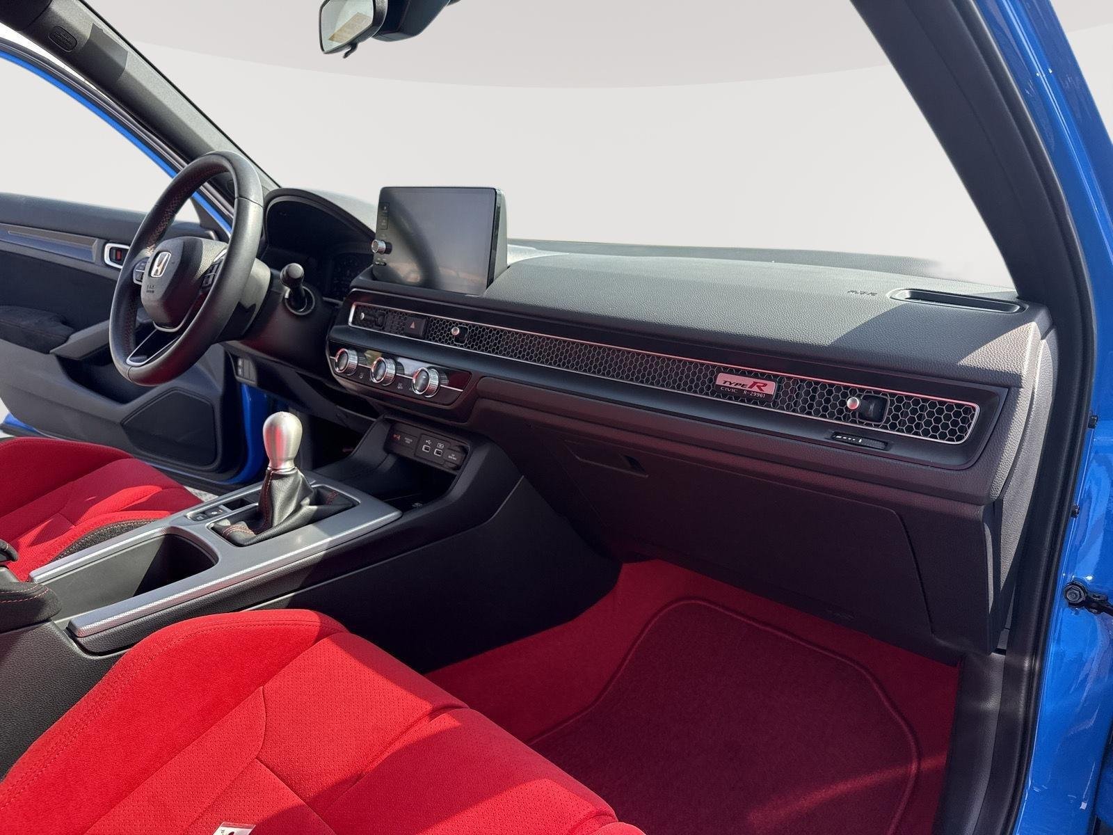 Used 2024 Boost Blue Pearl Honda Type R image 23