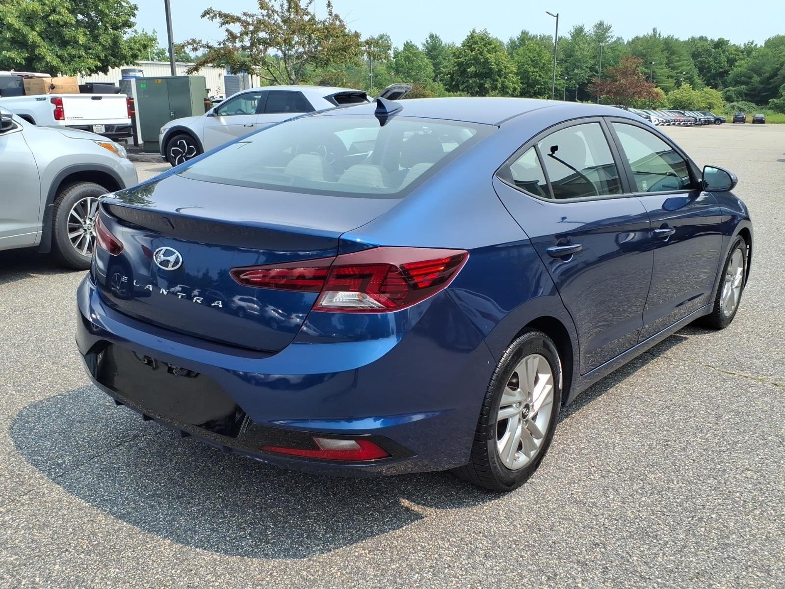Used 2020 Lakeside Blue Hyundai SEL image 5