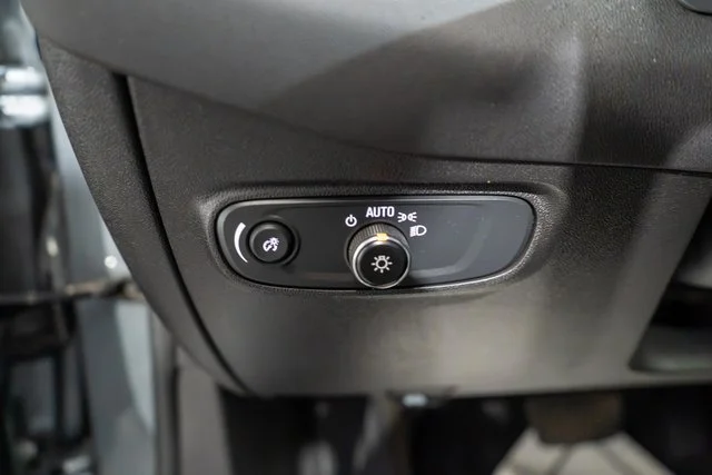 Used 2024 Gray Chevrolet LT image 17