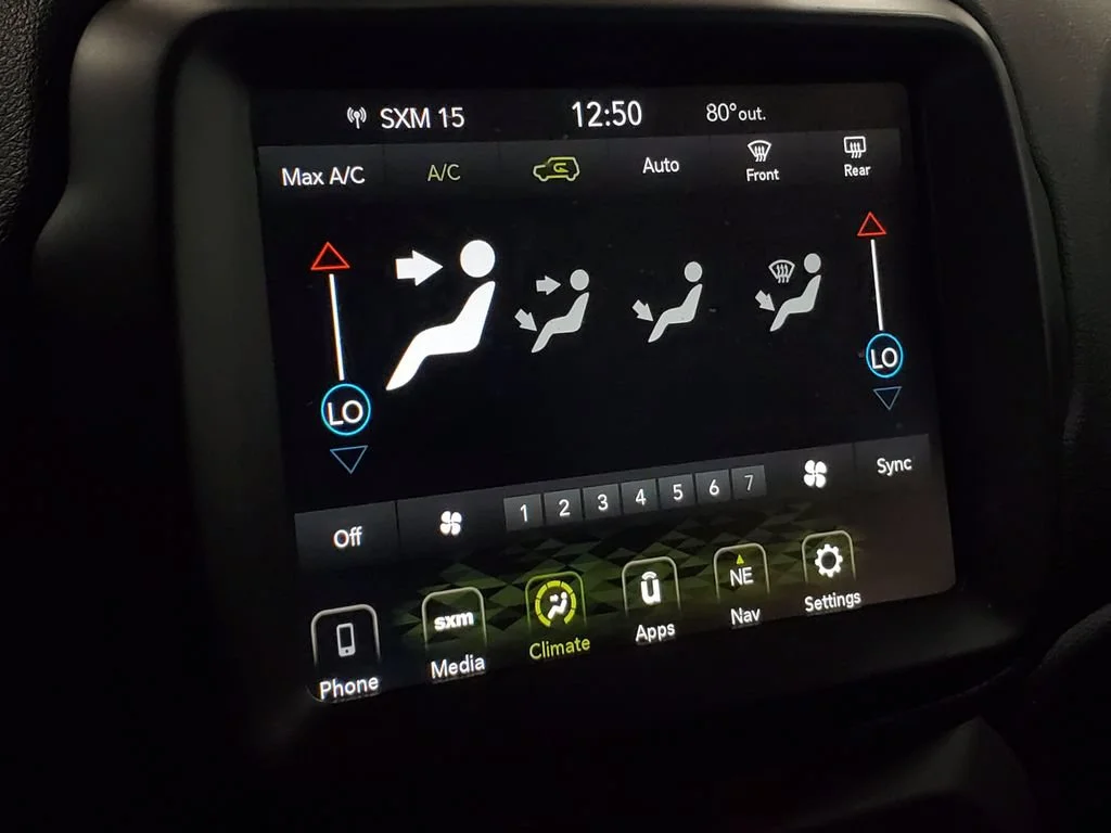 2023 Jeep Renegade Latitude - Photo 13