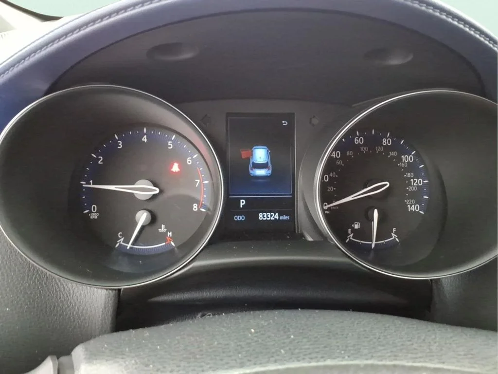 Used 2021 Black Toyota XLE image 20