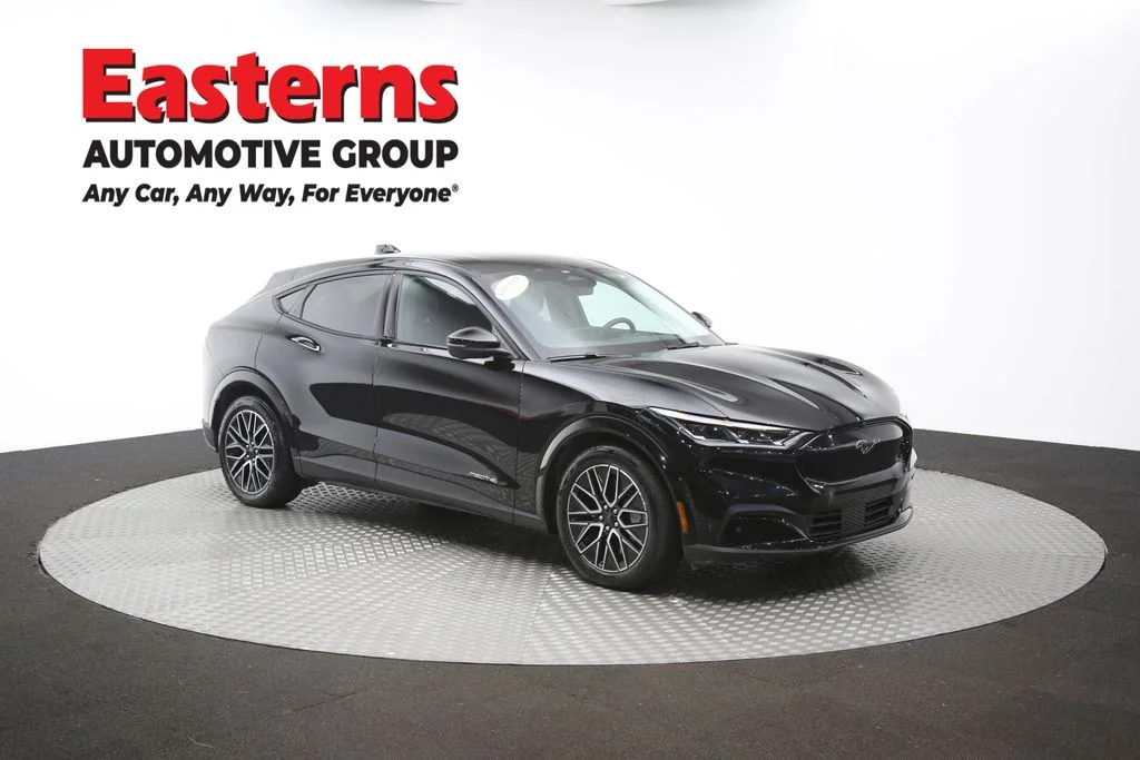 Used 2025 Black Ford Premium image 50