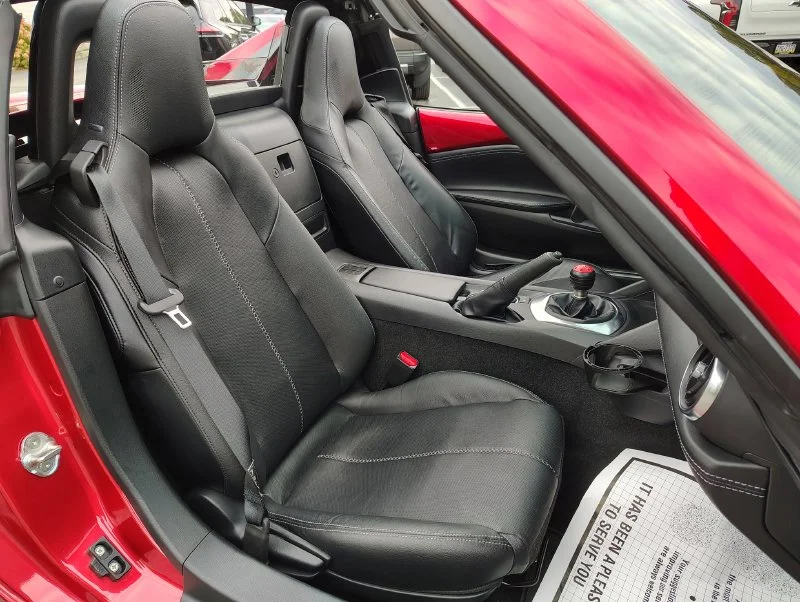 Used 2022 Red Mazda Grand Touring image 22