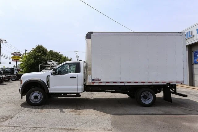 New 2025 Oxford White Ford XL image 6