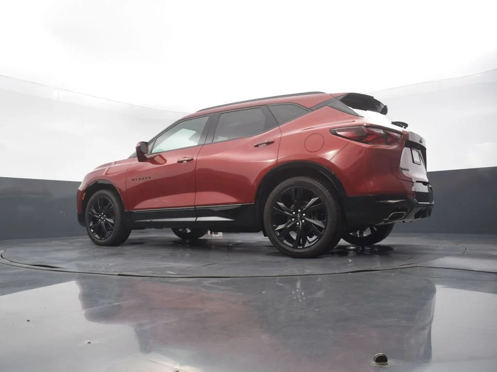 Used 2019 CAJUN RED TINTCOAT Chevrolet RS image 52