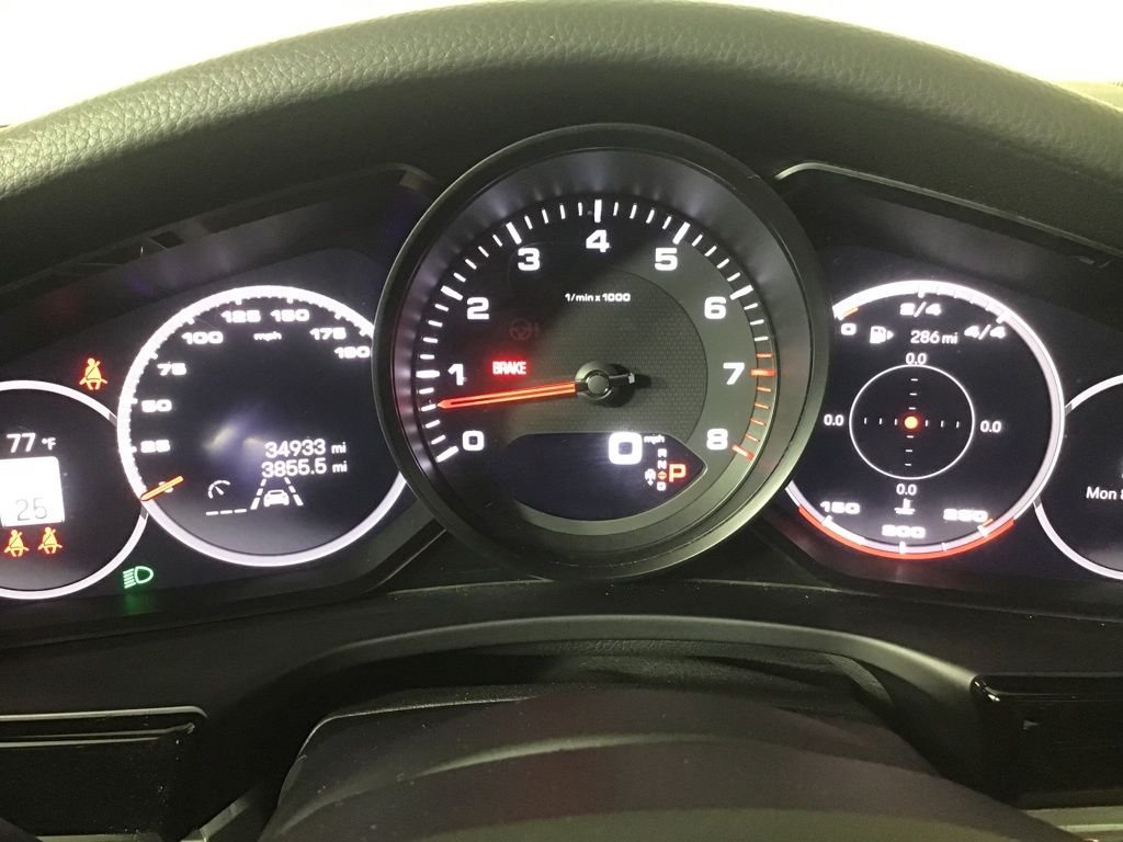 Certified Used 2023  Porsche 4 image 33