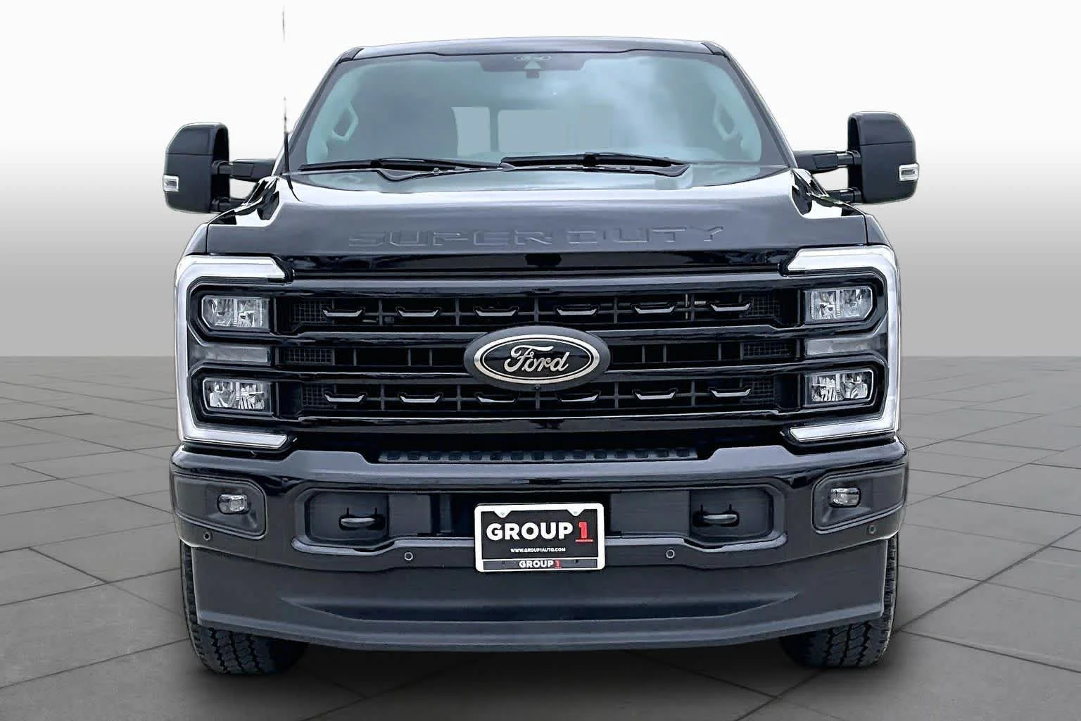 Used 2024 Agate Black Metallic Ford LARIAT image 4