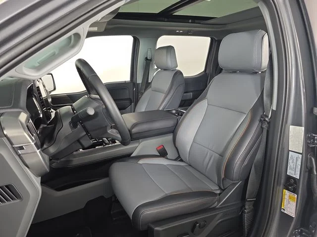 Certified Used 2025  Ford Lariat image 25