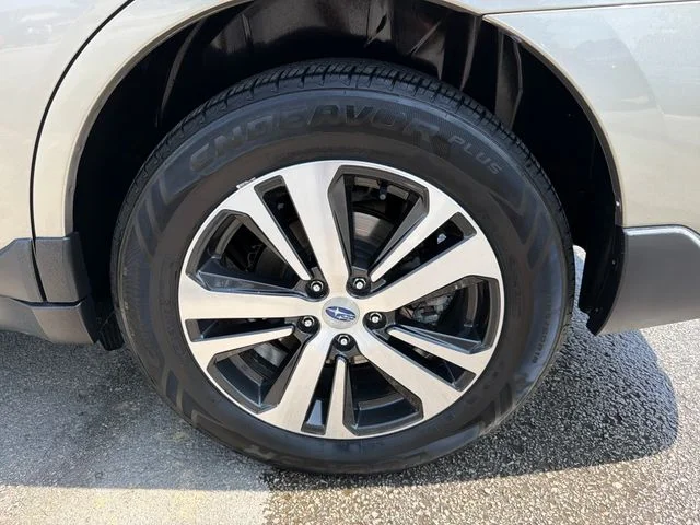 Used 2019 Gray Subaru 2.5i image 31