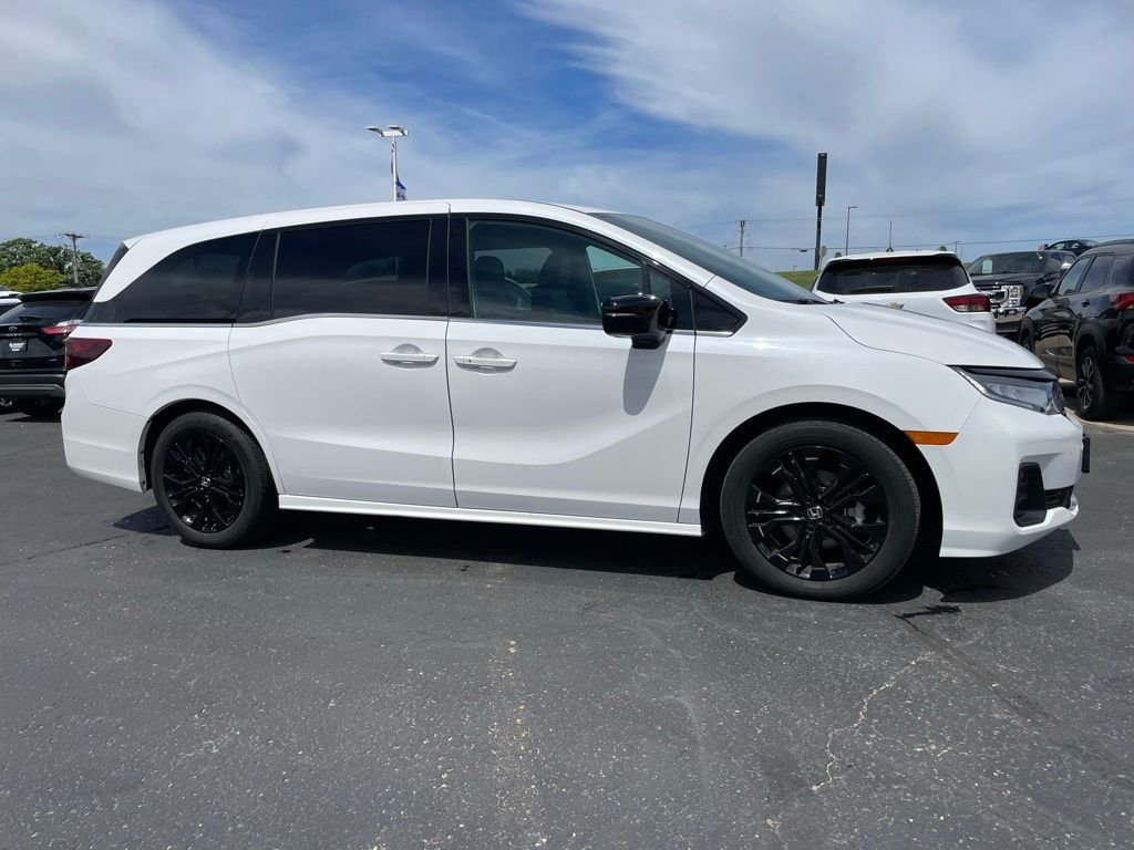 Used 2025 White Honda Sport-L image 2