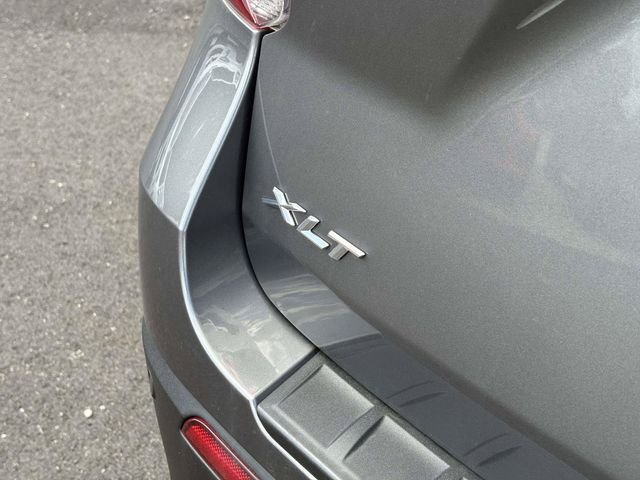 Used 2022 Gray Ford XLT image 8