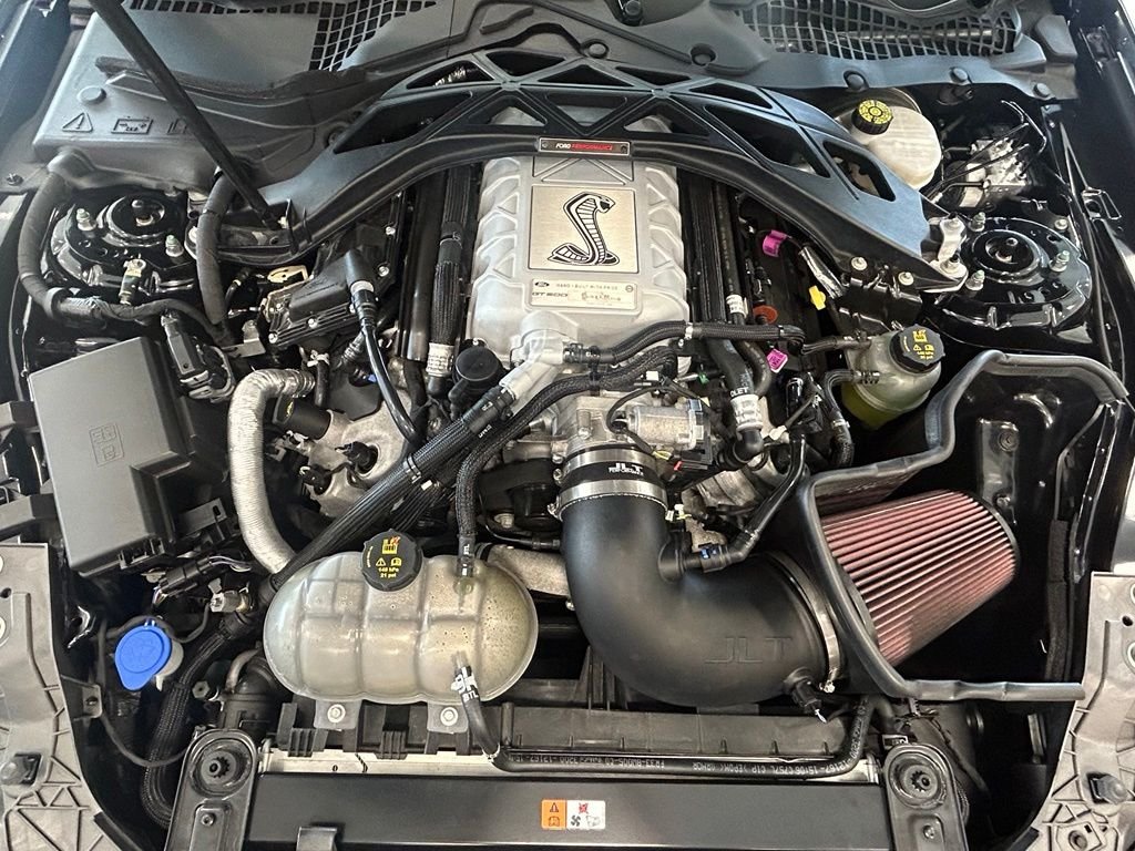 Used 2020 Shadow Black Ford Shelby GT500 image 36