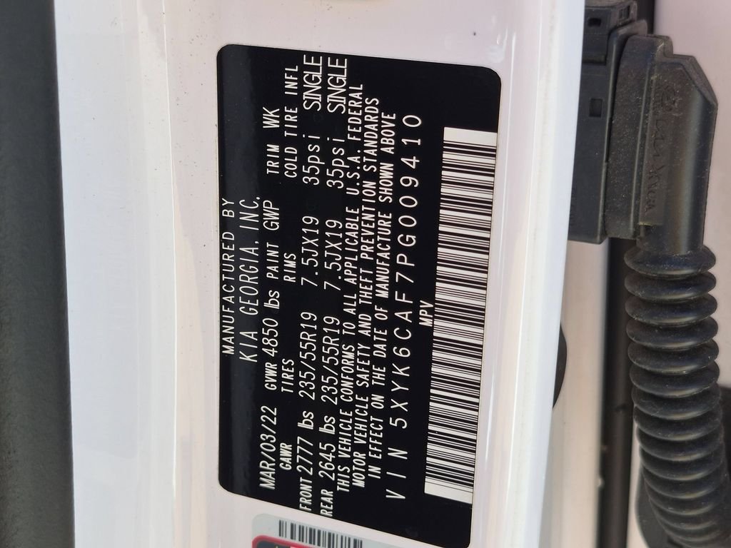 Used 2023 White Kia X-Line image 27