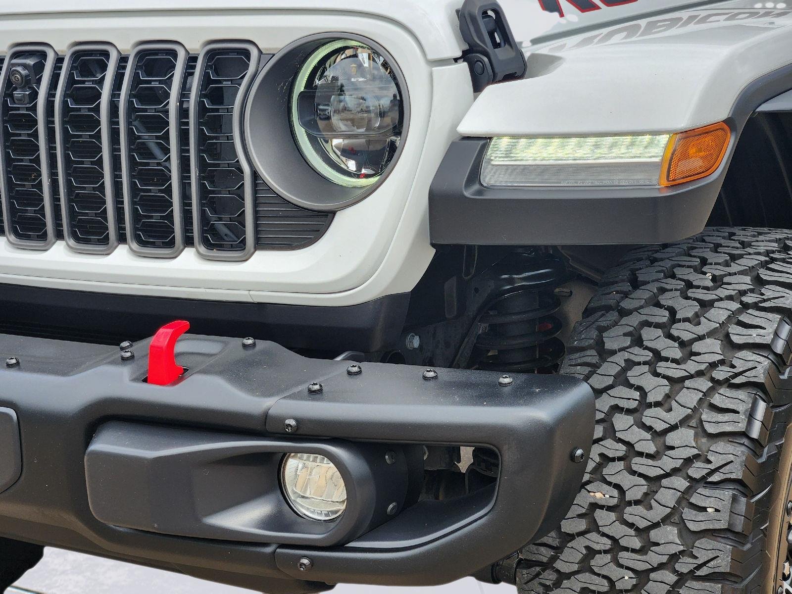 2025 Jeep Wrangler photo 8 of 34