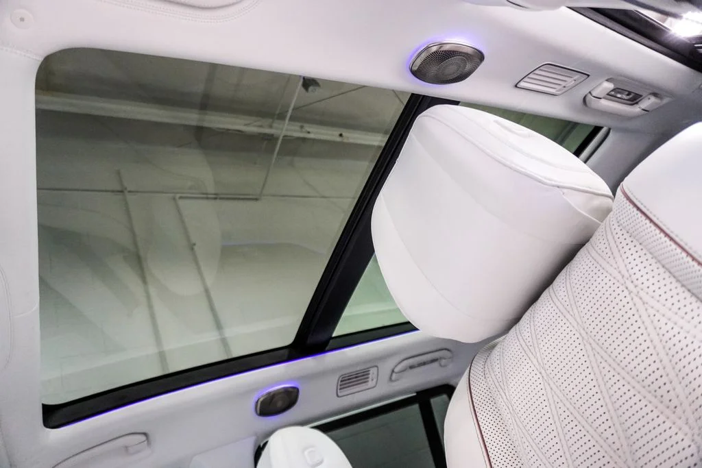 Used 2024 Black Mercedes-Benz Maybach GLS 600 image 7