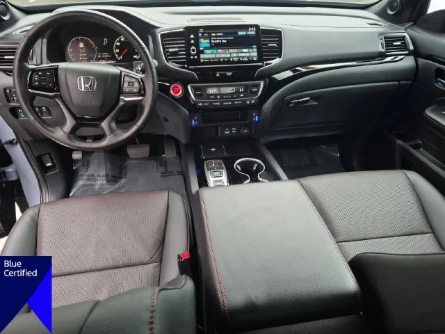 Used 2025  Honda Black Edition image 31