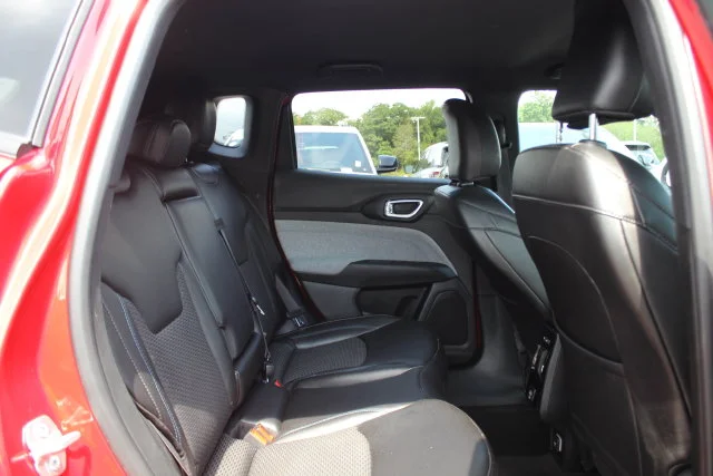 Used 2024 Red Jeep Latitude image 29