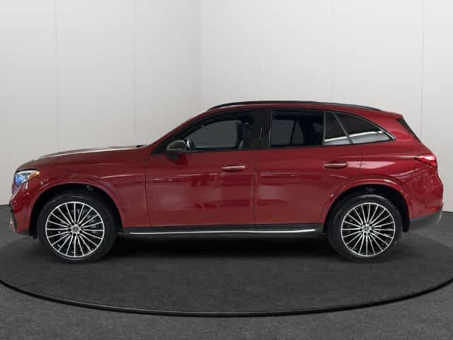 Certified Used 2026 MANUFAKTUR Patagonia Red Metallic Mercedes-Benz GLC 300 image 3