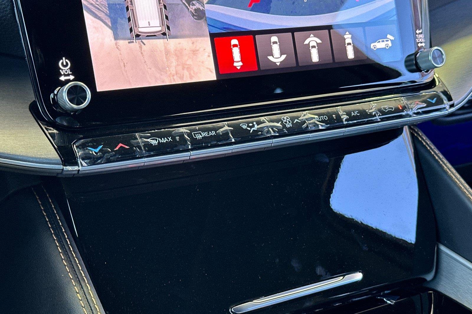 New 2026 Bright White Clearcoat Jeep 85th Anniversary image 22