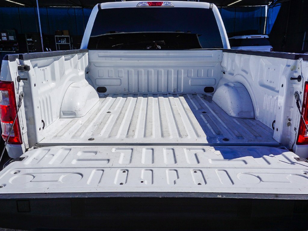 Used 2022 White Ford XL image 24