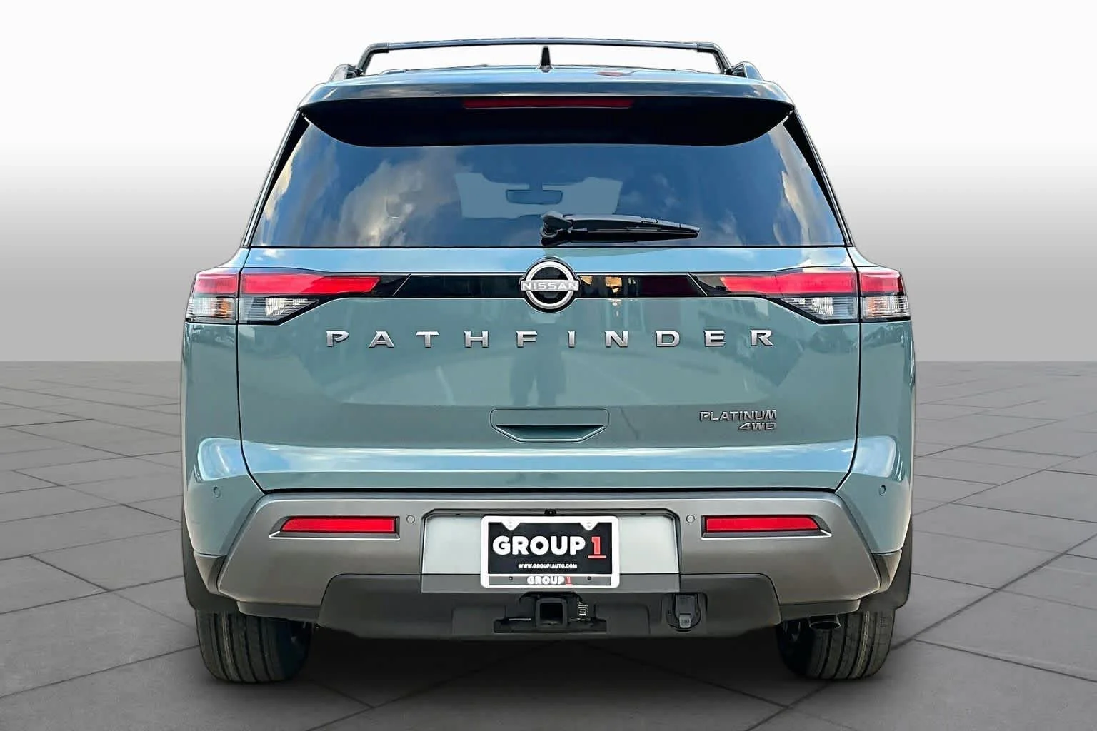 New 2026 Baltic Teal Pearl / Super Black Two-tone Nissan Platinum image 4