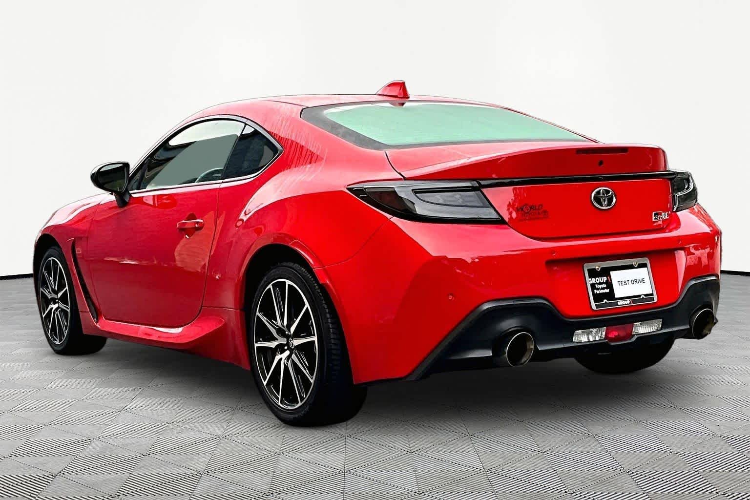 Used 2023 Track bRed Toyota  image 12